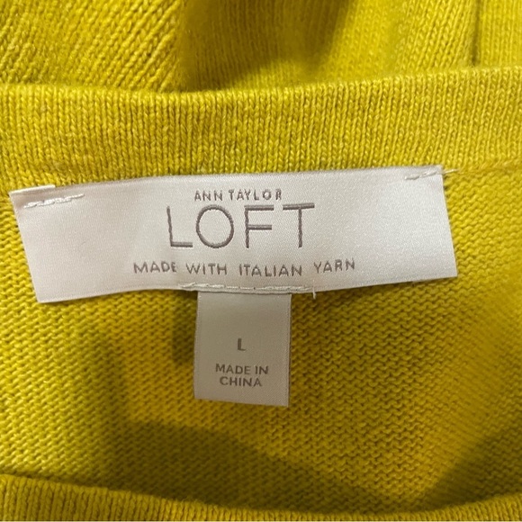 LOFT Mustard Yellow Knit Sweater Size Large Long Sleeves Wool Blend - Picture 8 of 8